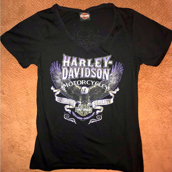 Women’s Harley-Davidson v-neck Tshirt - Picture 1 of 2